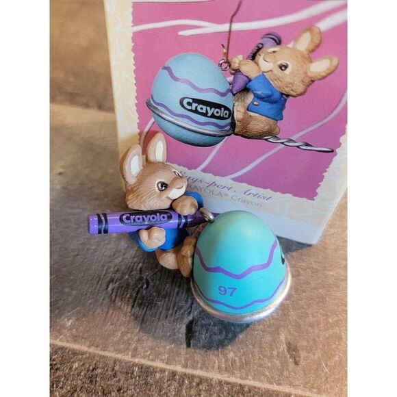 Hallmark eggspert artist Easter 1997 ornament Xmas Decor Crayola bunny rabbit - Picture 2 of 5